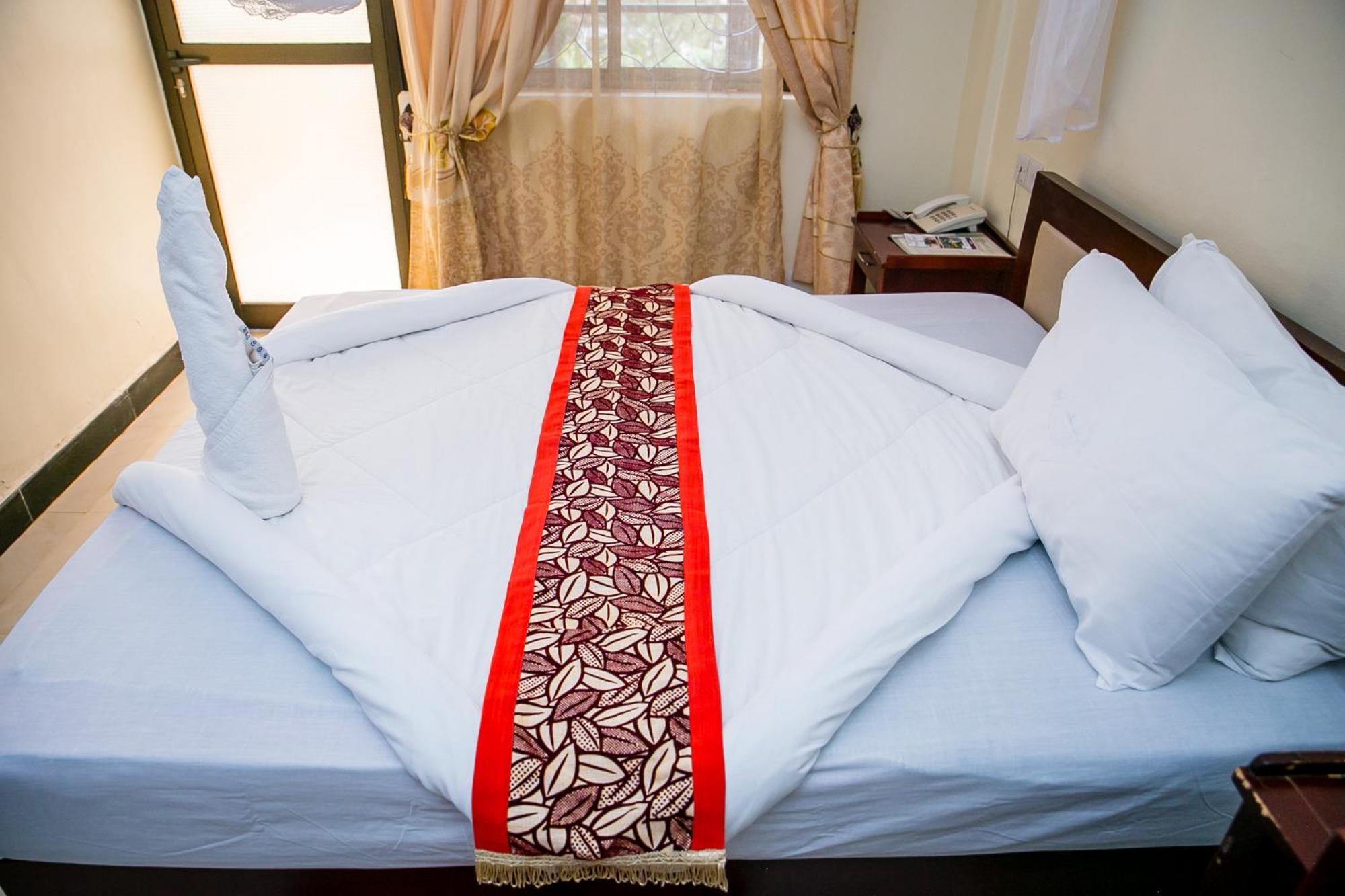 Kibo Peak Palace Hotel Morogoro Esterno foto